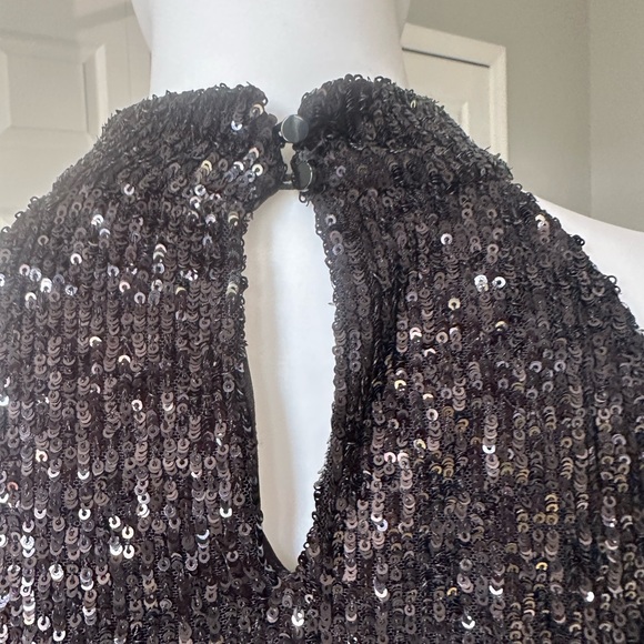 Christian Soriano NY Black Sequined sleeveless top- size Small - Picture 3 of 6